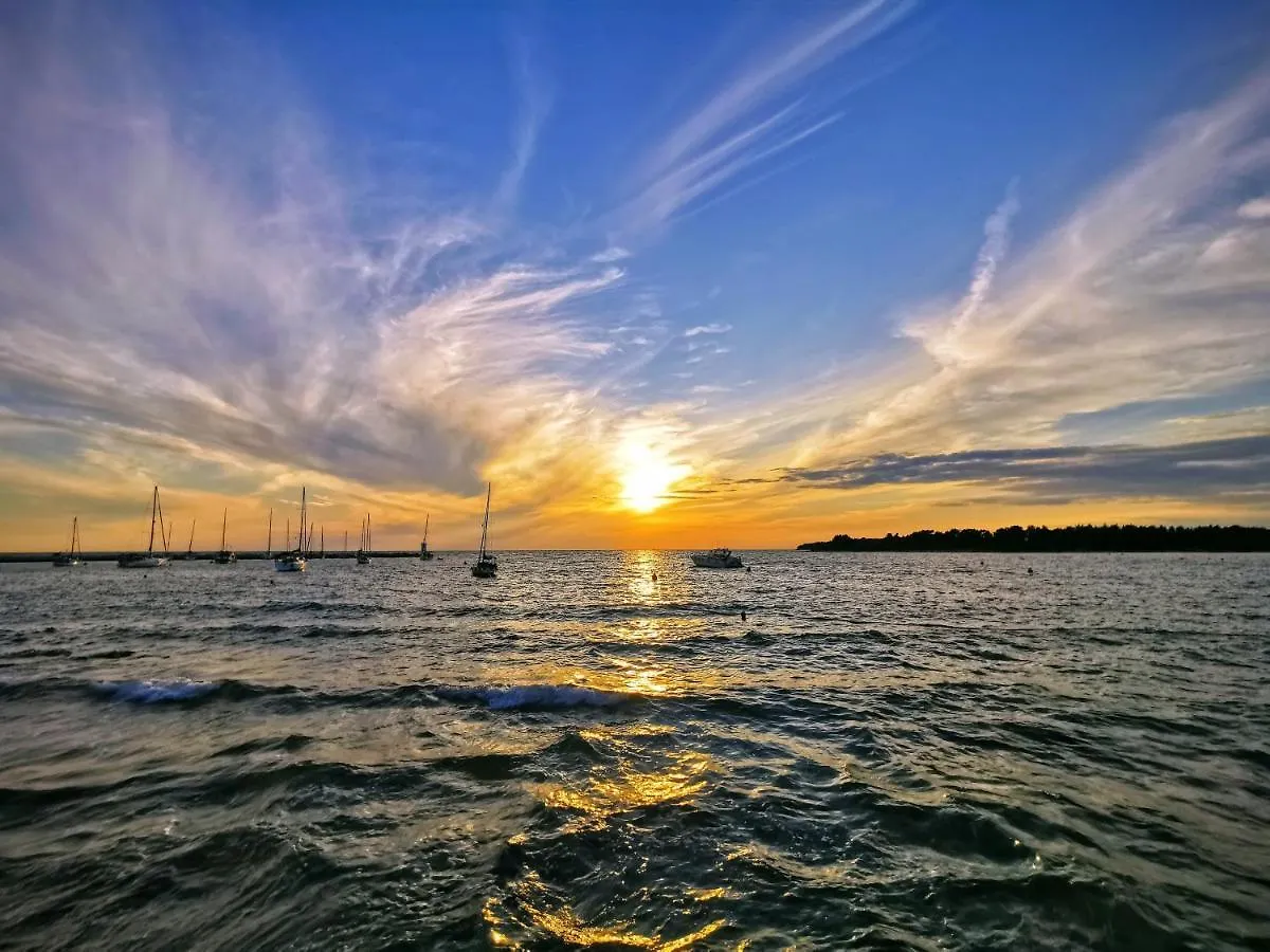 EMILY studio app 4 star amazing sea&park view Novigrad Istria 0*,  Kroatien