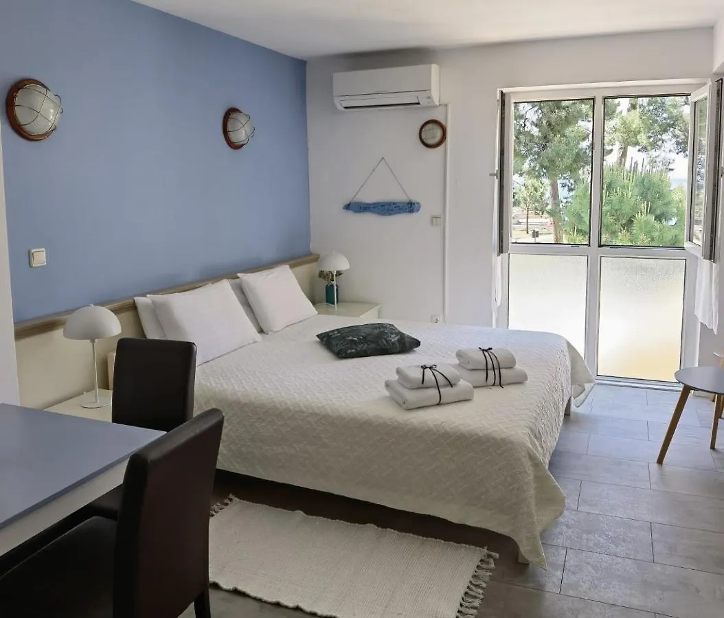 Emily Deluxe Superior 5 Star Studio Apartment, Your Piece Of Heaven With Sea & Park View Novigrad Istria 0*,